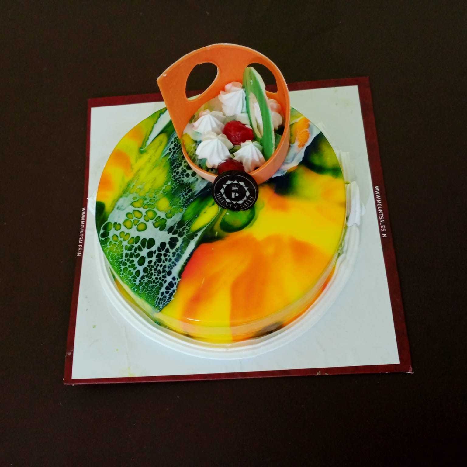 Premium RED N White Velvet Cake